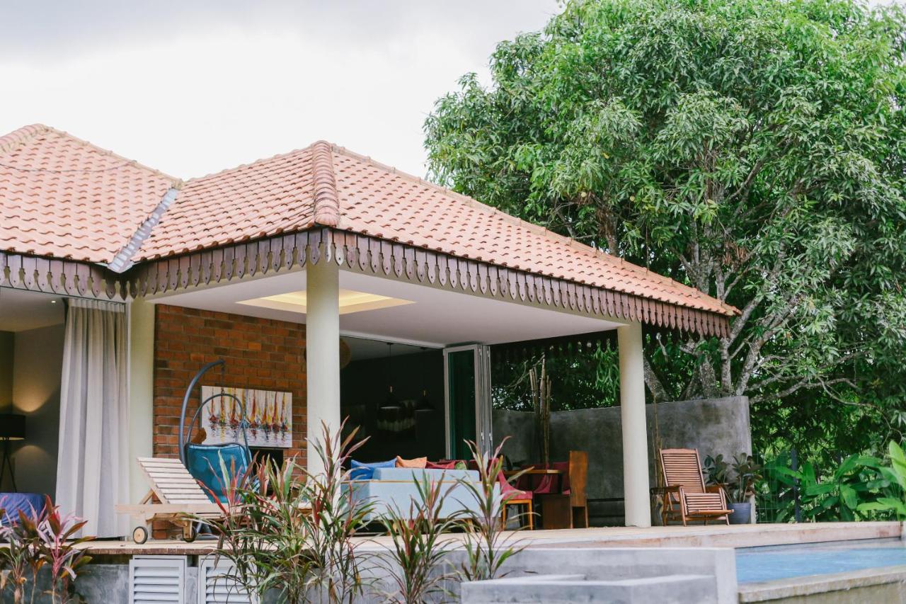 Royale Riviera Resort Private Pool Villas Pantai Cenang  Exterior photo