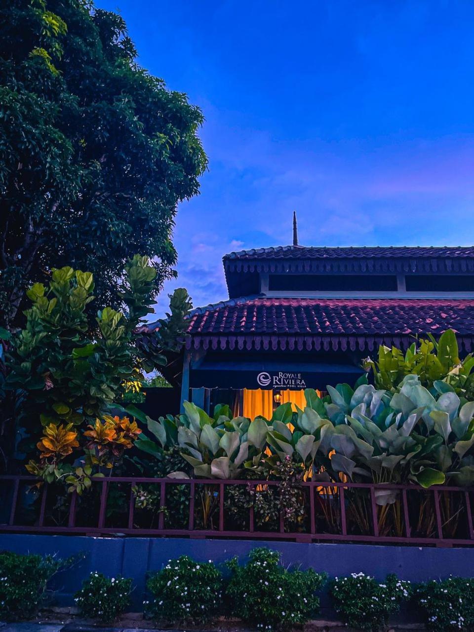 Royale Riviera Resort Private Pool Villas Pantai Cenang  Exterior photo